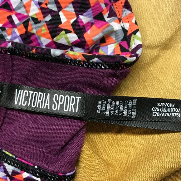 Fall Sale, last chance! VS Sports Bra NWOT Sz S - Picture 4 of 6